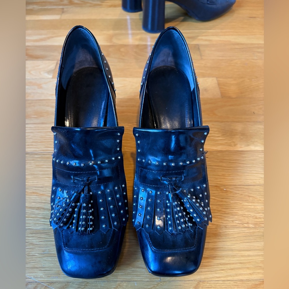 Elegant Marc Fisher Black Tassel Women Heels